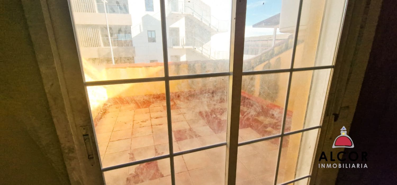 3 bedroom Terraced Villa for sale in Sant Mateu with pool - € 95,000 (Ref: 10184355)