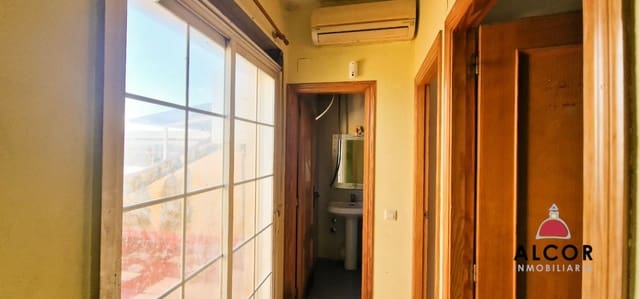3 bedroom Terraced Villa for sale in Sant Mateu with pool - € 95,000 (Ref: 10184355)
