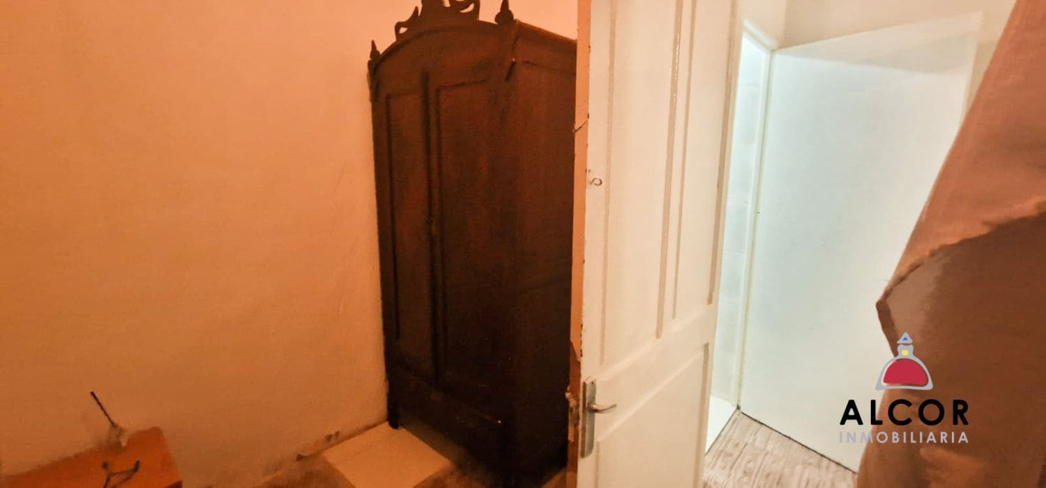 4 bedroom Townhouse for sale in Benicarlo - € 103,000 (Ref: 10184356)