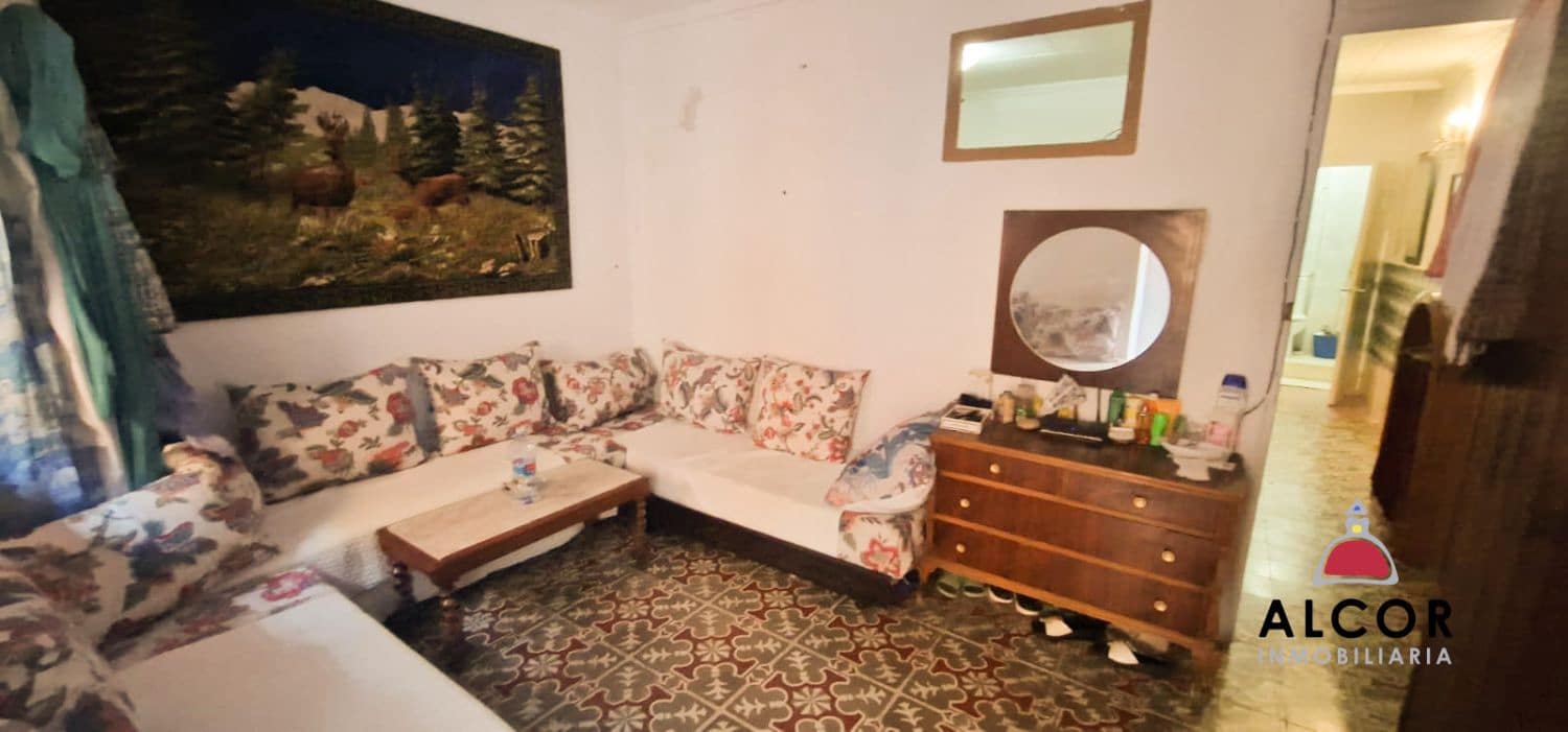 4 bedroom Townhouse for sale in Benicarlo - € 103,000 (Ref: 10184356)