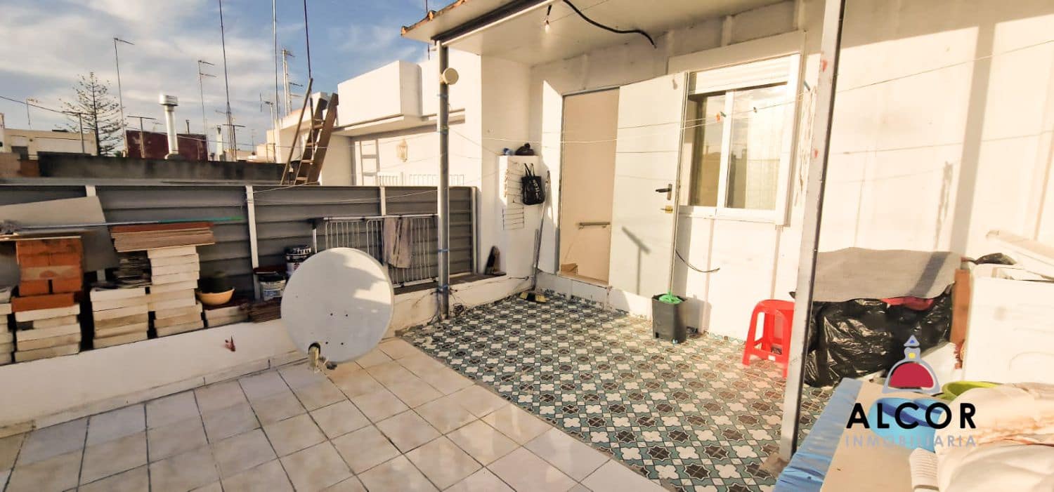 4 bedroom Townhouse for sale in Benicarlo - € 103,000 (Ref: 10184356)