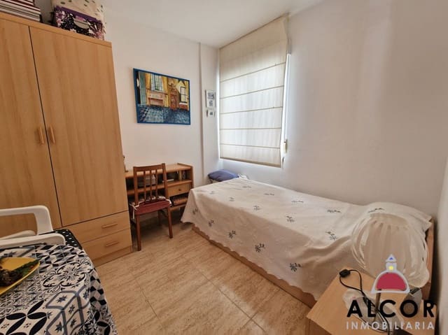 2 soveværelse Lejlighed til salg i Benicarló med garage - € 125.000 (Ref: 7651175)