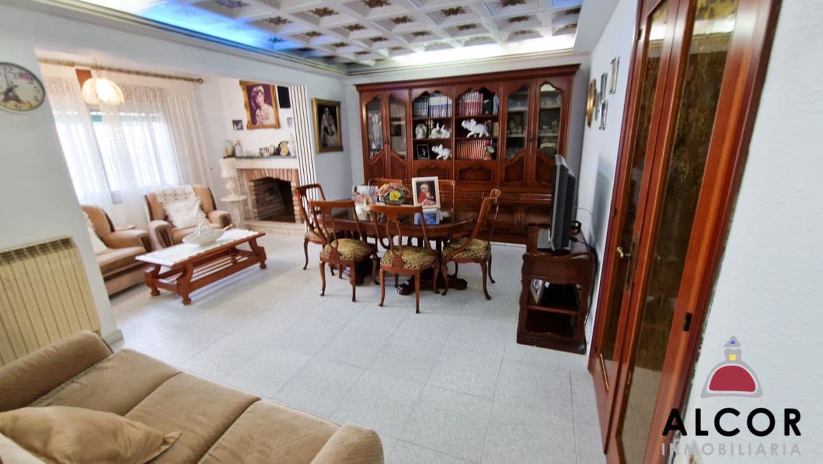 5 Zimmer Haus zu verkaufen in Benicarlo mit Garage - 290.000 € (Ref: 7748024)