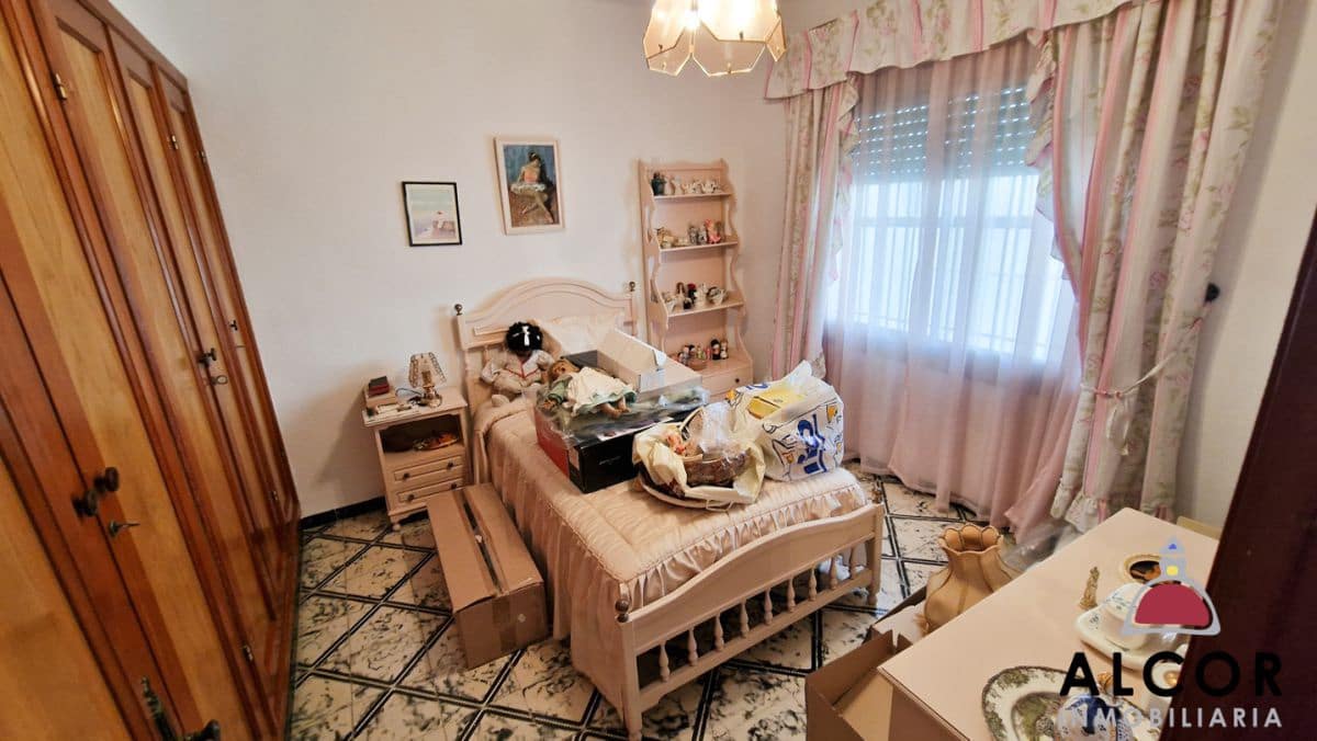 5 Zimmer Haus zu verkaufen in Benicarlo mit Garage - 290.000 € (Ref: 7748024)