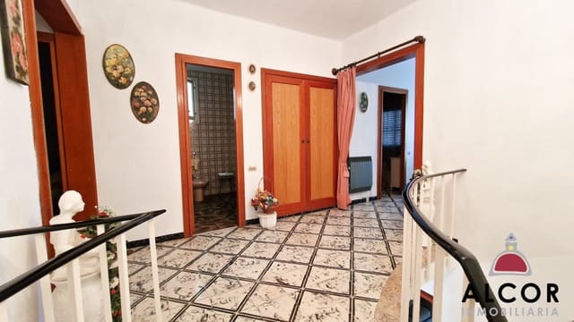 5 soveværelse Byhus til salg i Benicarló med garage - € 290.000 (Ref: 7748024)