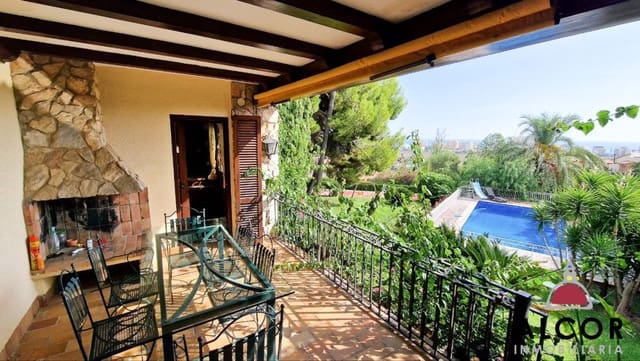 6 slaapkamer Villa te koop in Peñíscola met garage - € 649.000 (Ref: 7833250)