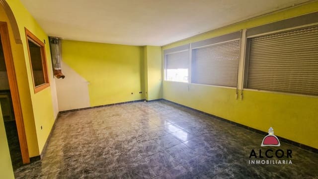 Casa de 3 habitaciones en Càlig en venta con garaje - 110.000 € (Ref: 8757343)