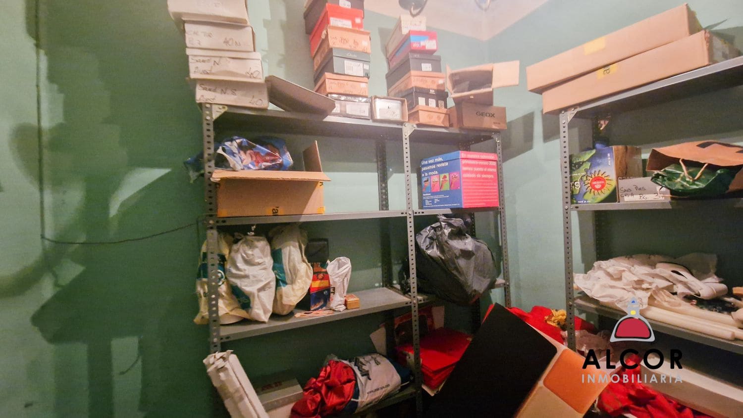 Kommersiell till salu i Vinaros - 450 000 € (Ref: 8927217)