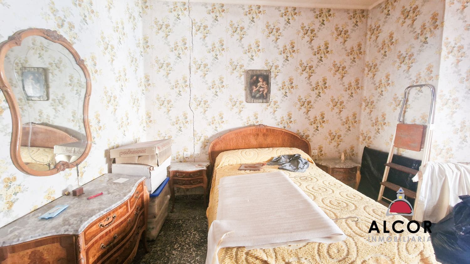 Kommersiell till salu i Vinaros - 450 000 € (Ref: 8927217)