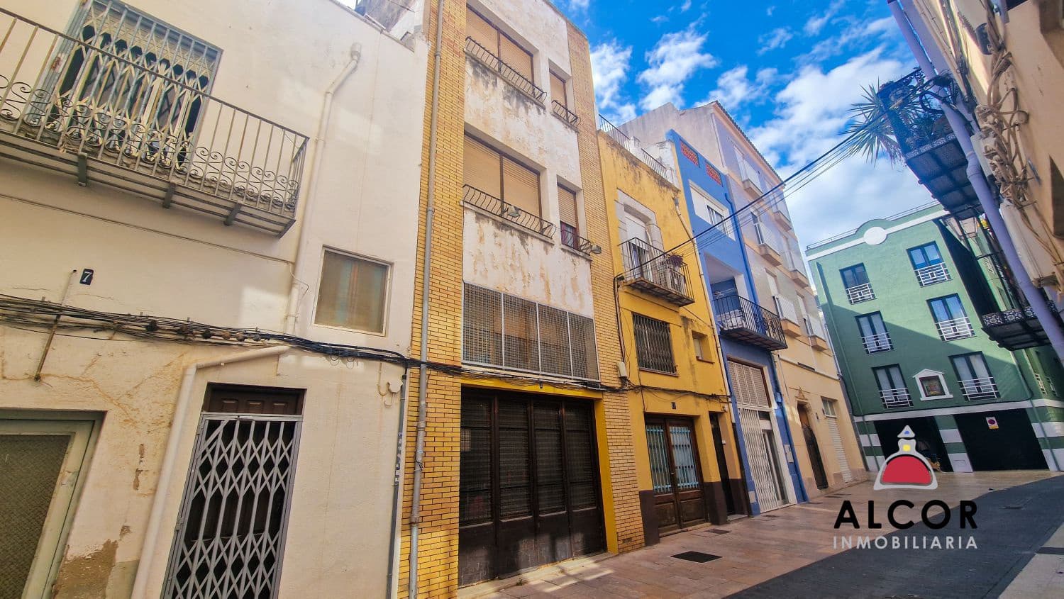 Kommersiell till salu i Vinaros - 450 000 € (Ref: 8927217)