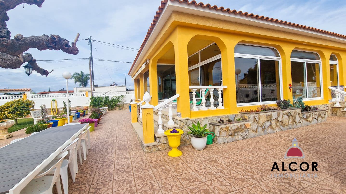 5 slaapkamer Villa te koop in Benicarlo - € 800.000 (Ref: 8927225)