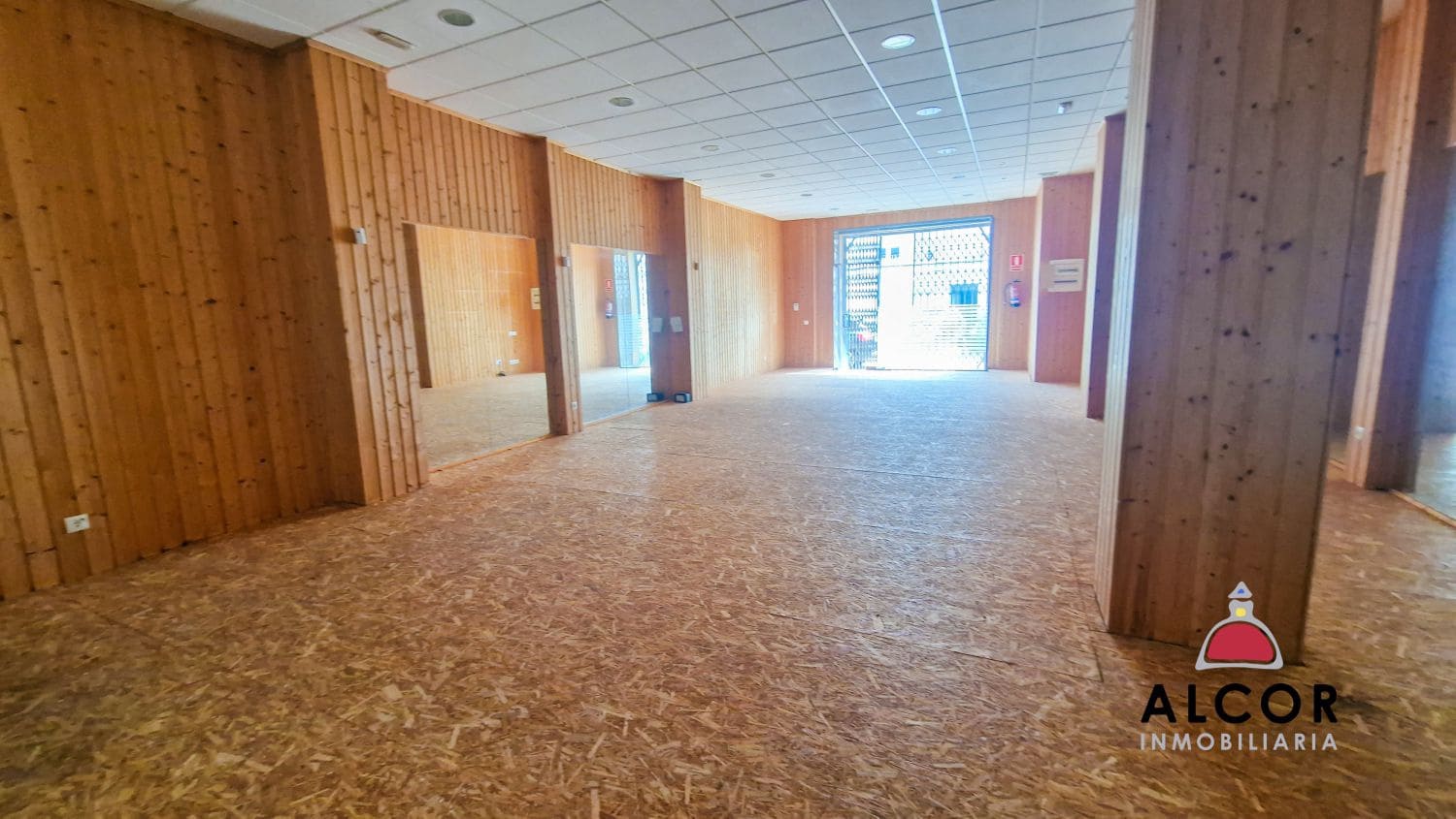 Kaupallinen myytävänä paikassa Vinaros - 60 000 € (Ref: 8927227)