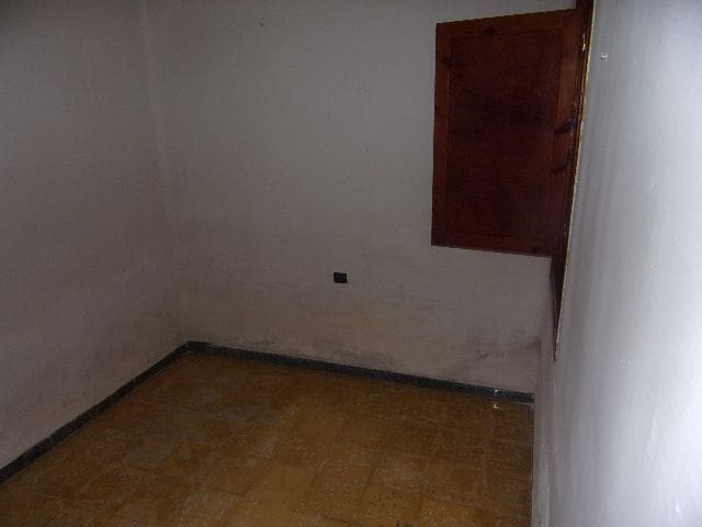 Casa de 6 habitaciones en Benicarló en venta - 135.000 € (Ref: 9015489)