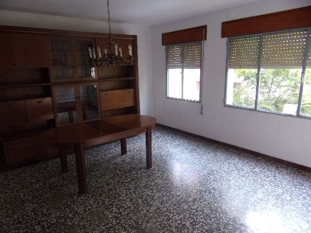 Casa de 6 habitaciones en Benicarló en venta - 135.000 € (Ref: 9015489)