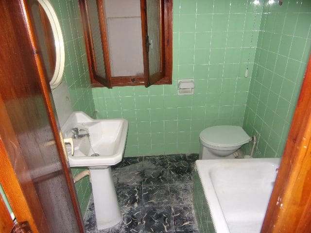 Casa de 6 habitaciones en Benicarló en venta - 135.000 € (Ref: 9015489)