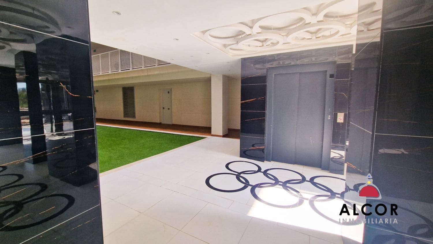 2 soveværelse Lejlighed til salg i Cabanes med garage - € 200.000 (Ref: 9040907)