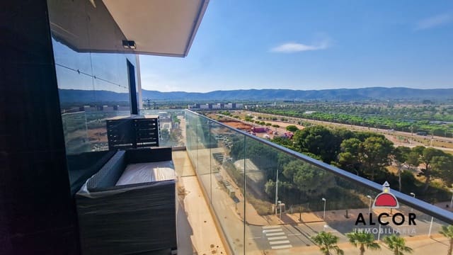 2 bedroom Flat for sale in Cabanes with garage - € 200,000 (Ref: 9040907)