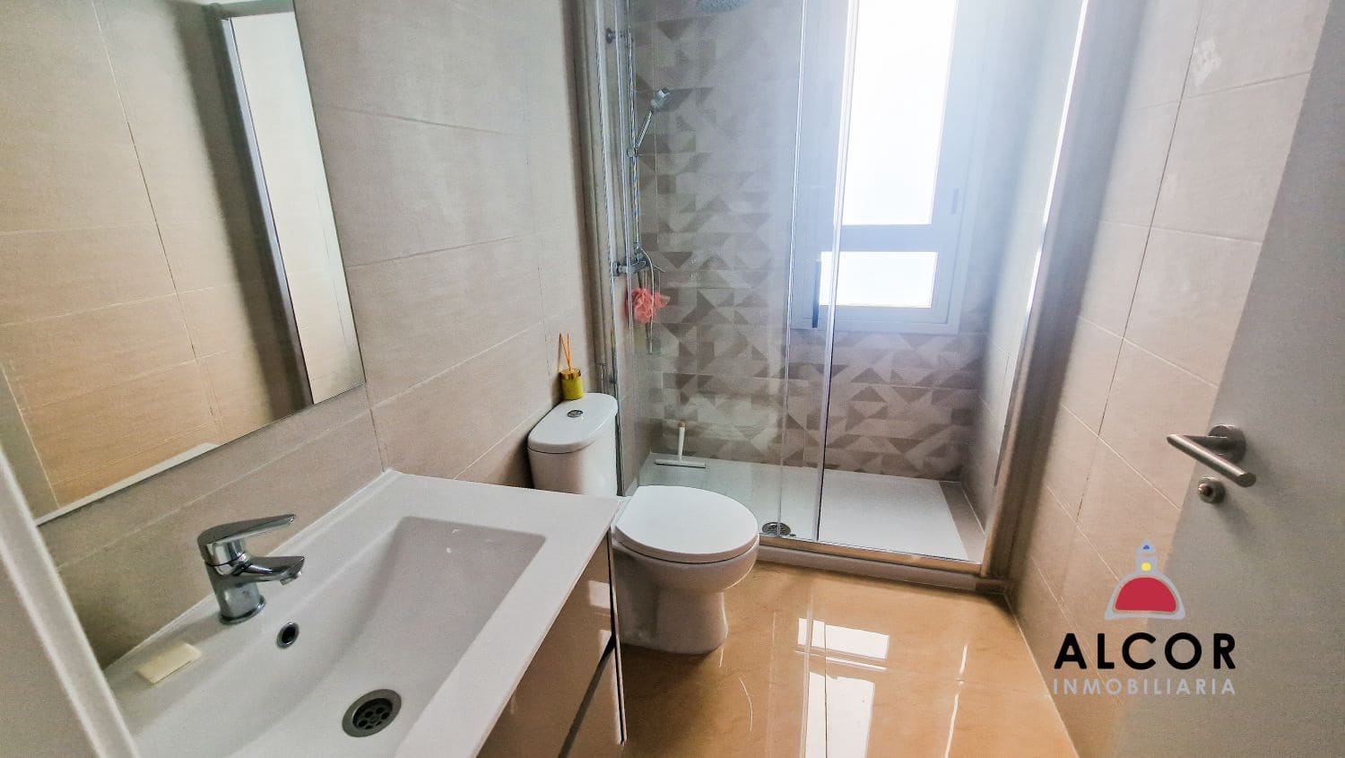 2 soverom Leilighet til salgs i Cabanes med garasje - € 200 000 (Ref: 9040908)