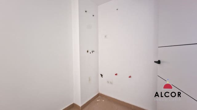 2 slaapkamer Flat te koop in Vinaròs met garage - € 156.000 (Ref: 9049174)