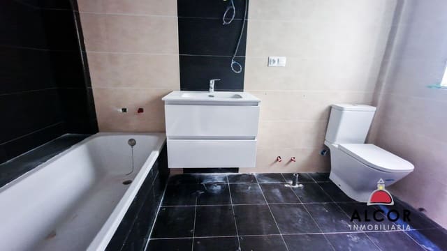 2 slaapkamer Penthouse te koop in Vinaròs met garage - € 196.000 (Ref: 9051400)