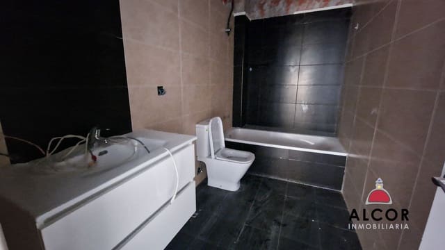 3 slaapkamer Penthouse te koop in Vinaròs met garage - € 260.000 (Ref: 9057909)