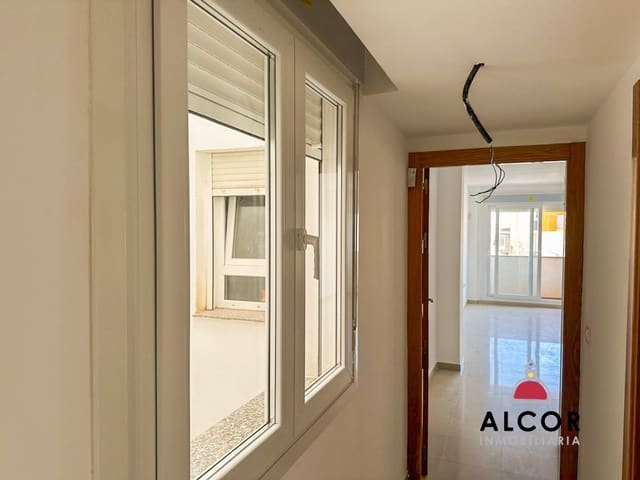 Piso de 3 habitaciones en Benicarló en venta con garaje - 145.000 € (Ref: 9075339)