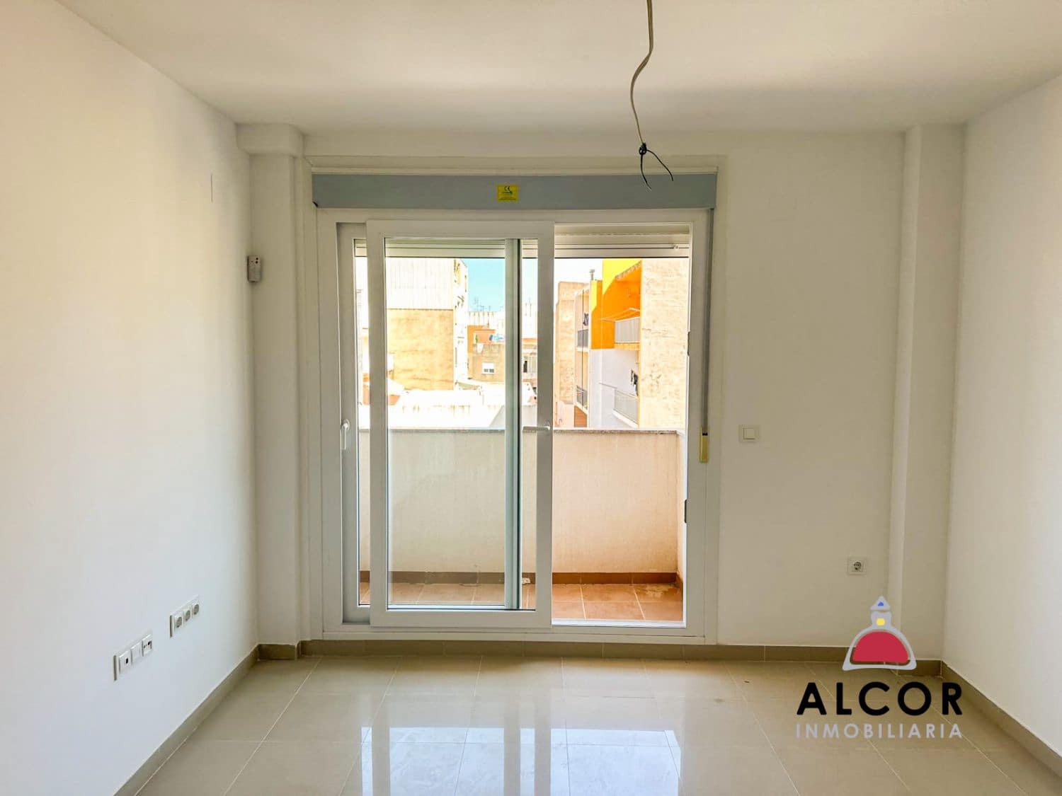 Piso de 3 habitaciones en Benicarló en venta con garaje - 145.000 € (Ref: 9075339)