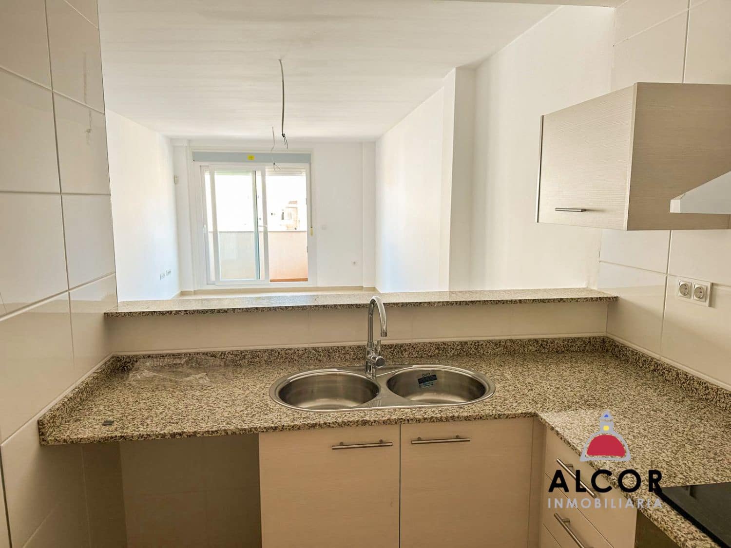 Piso de 3 habitaciones en Benicarló en venta con garaje - 145.000 € (Ref: 9075339)