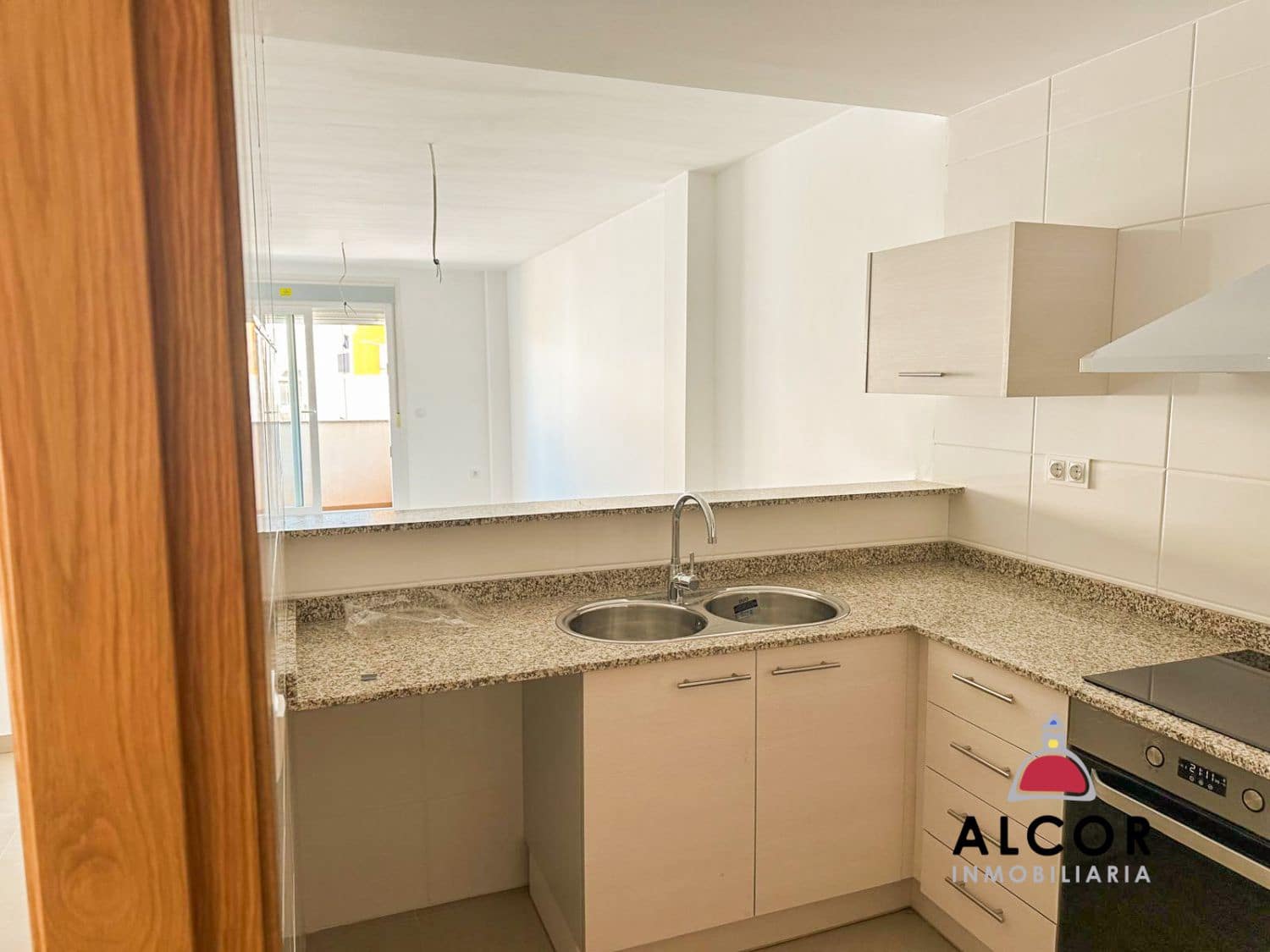 Piso de 3 habitaciones en Benicarló en venta con garaje - 145.000 € (Ref: 9075339)