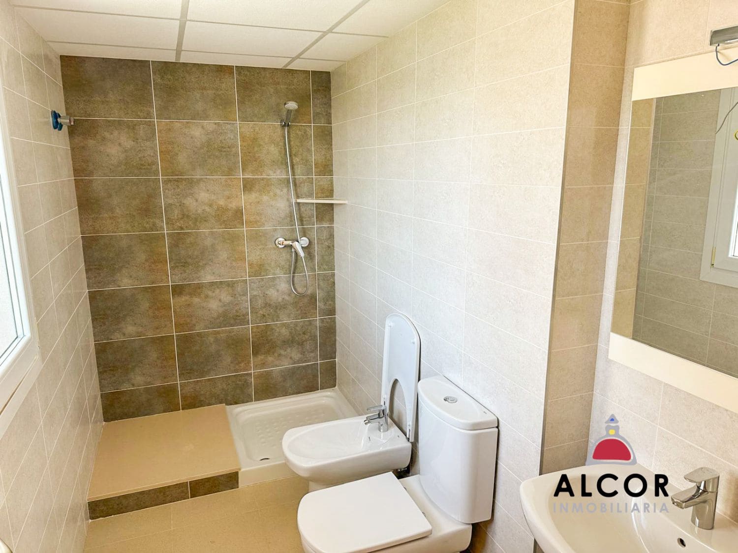 Piso de 3 habitaciones en Benicarló en venta con garaje - 145.000 € (Ref: 9075339)
