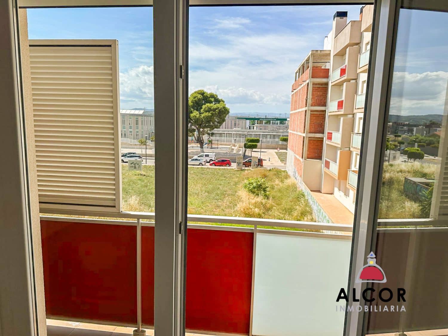 Piso de 3 habitaciones en Benicarló en venta con garaje - 145.000 € (Ref: 9075339)