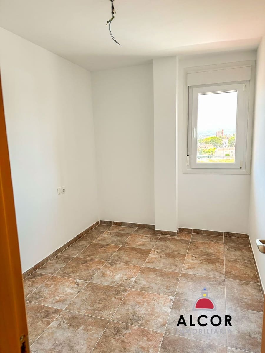 3 soveværelse Lejlighed til salg i Benicarlo med garage - € 150.000 (Ref: 9075870)