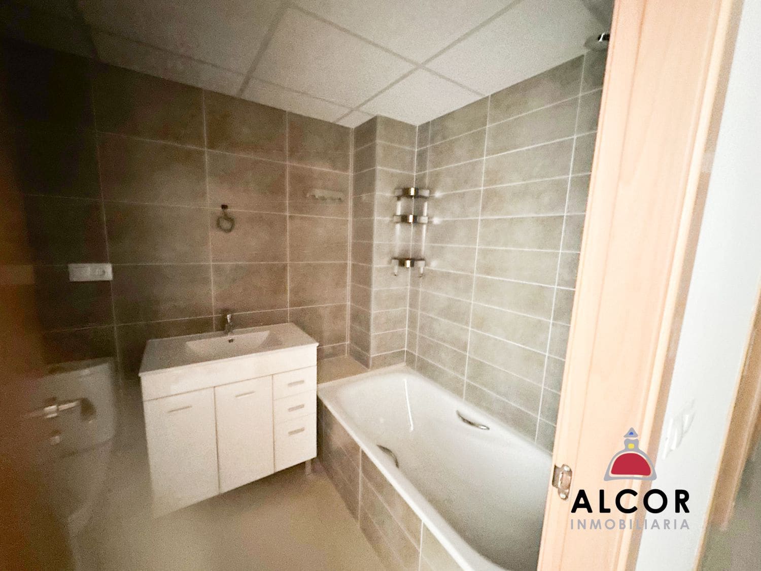 4 quarto Penthouse para venda em Benicarlo com garagem - 180 000 € (Ref: 9078347)