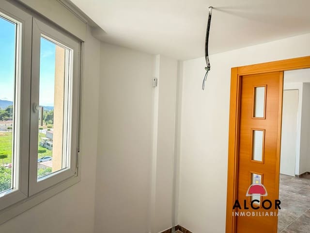 Piso de 3 habitaciones en Benicarló en venta con garaje - 152.000 € (Ref: 9078348)