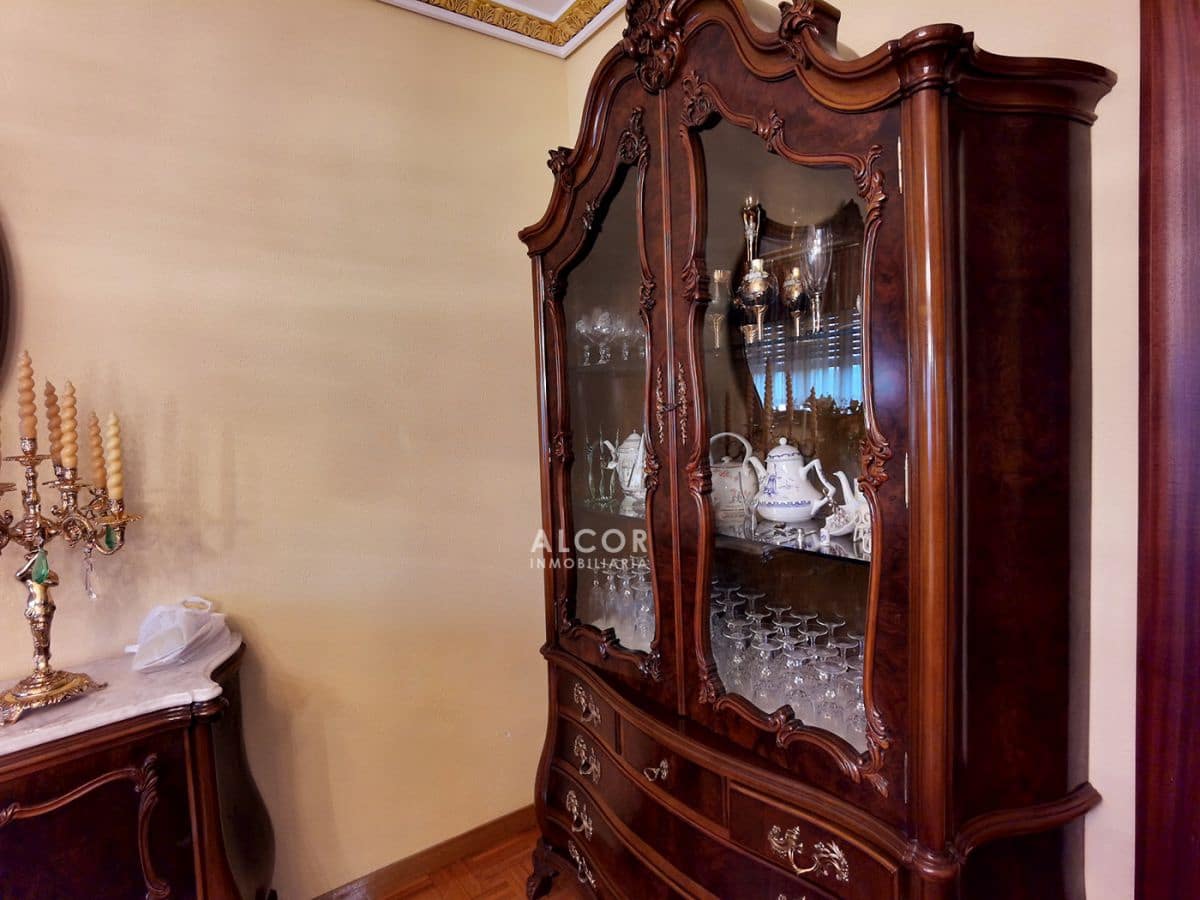 6 soverom Hus til salgs i Benicarlo med garasje - € 750 000 (Ref: 9141856)