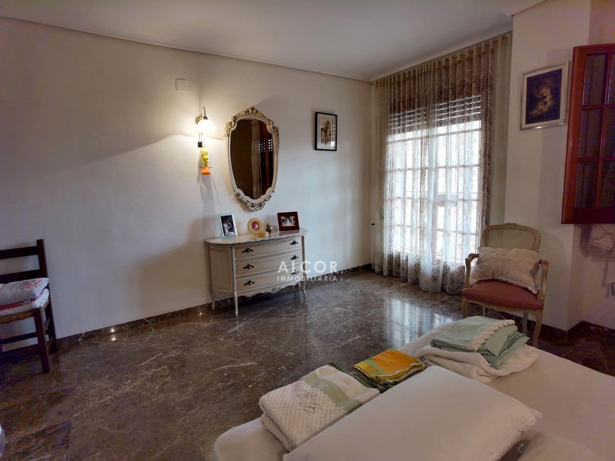 6 soverom Hus til salgs i Benicarlo med garasje - € 750 000 (Ref: 9141856)