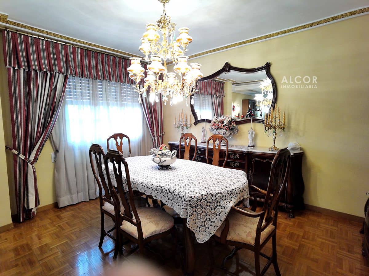 6 soverom Hus til salgs i Benicarlo med garasje - € 750 000 (Ref: 9141856)