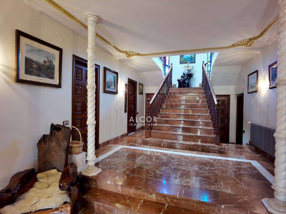 6 soverom Hus til salgs i Benicarlo med garasje - € 750 000 (Ref: 9141856)