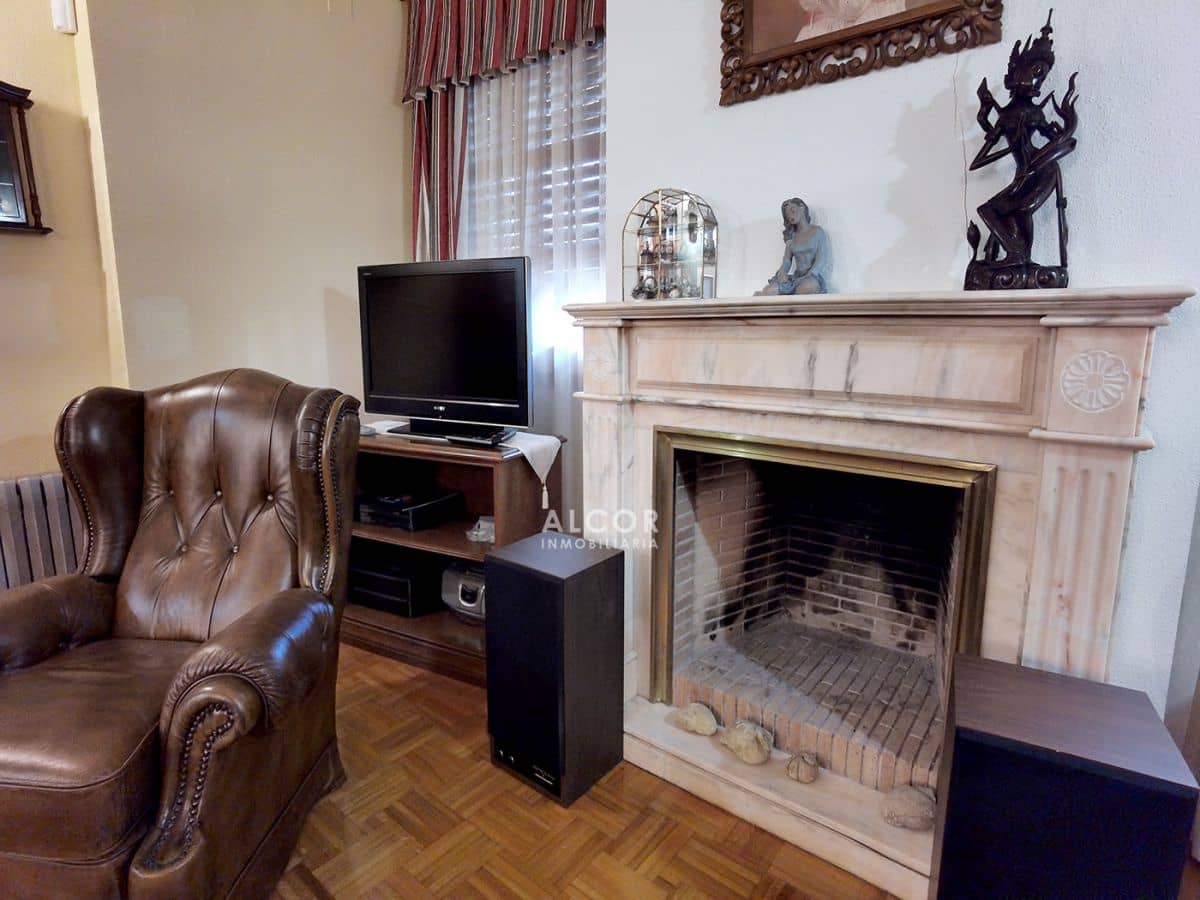 6 soverom Hus til salgs i Benicarlo med garasje - € 750 000 (Ref: 9141856)