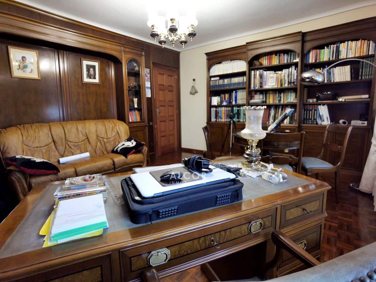 6 soverom Hus til salgs i Benicarlo med garasje - € 750 000 (Ref: 9141856)