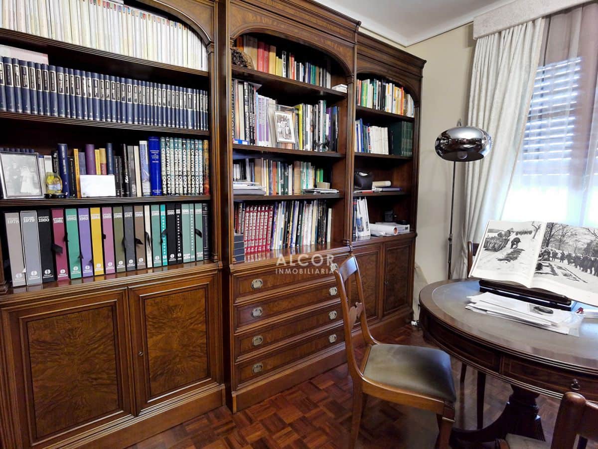 6 soverom Hus til salgs i Benicarlo med garasje - € 750 000 (Ref: 9141856)