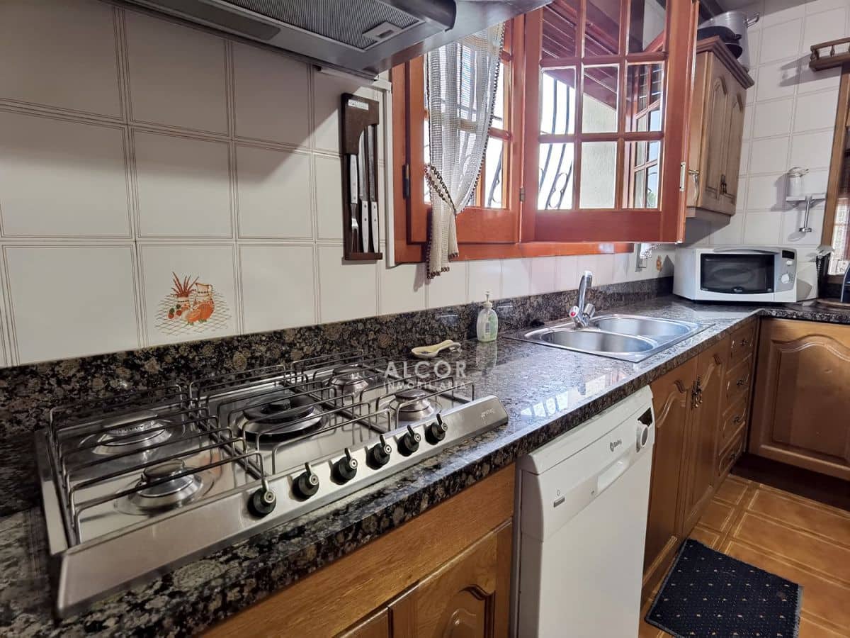 6 soverom Hus til salgs i Benicarlo med garasje - € 750 000 (Ref: 9141856)