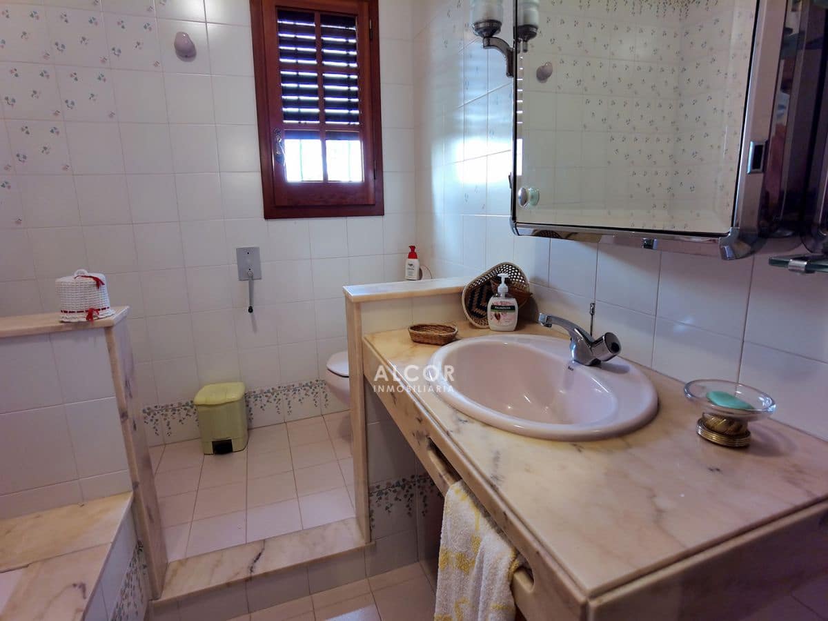 6 soverom Hus til salgs i Benicarlo med garasje - € 750 000 (Ref: 9141856)