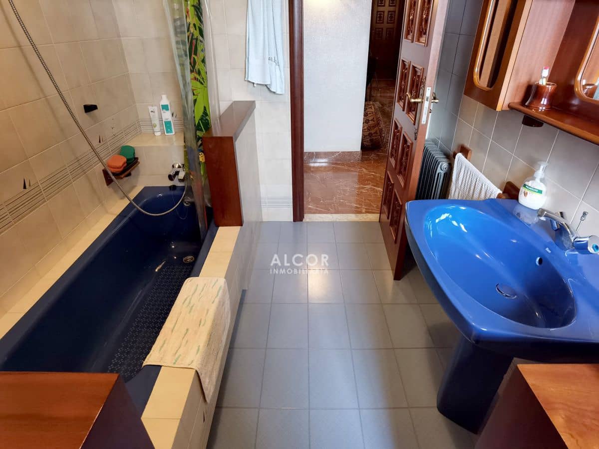 6 soverom Hus til salgs i Benicarlo med garasje - € 750 000 (Ref: 9141856)