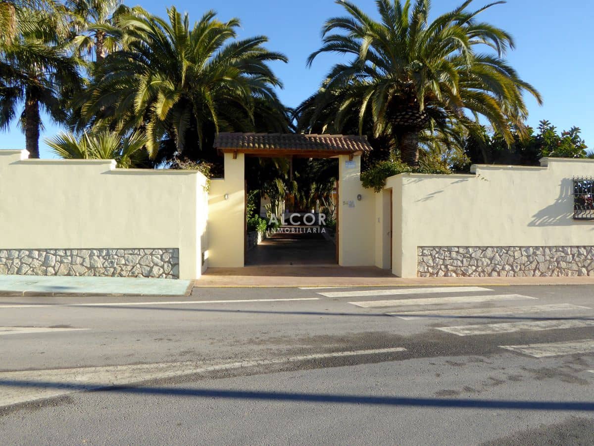 6 soverom Hus til salgs i Benicarlo med garasje - € 750 000 (Ref: 9141856)