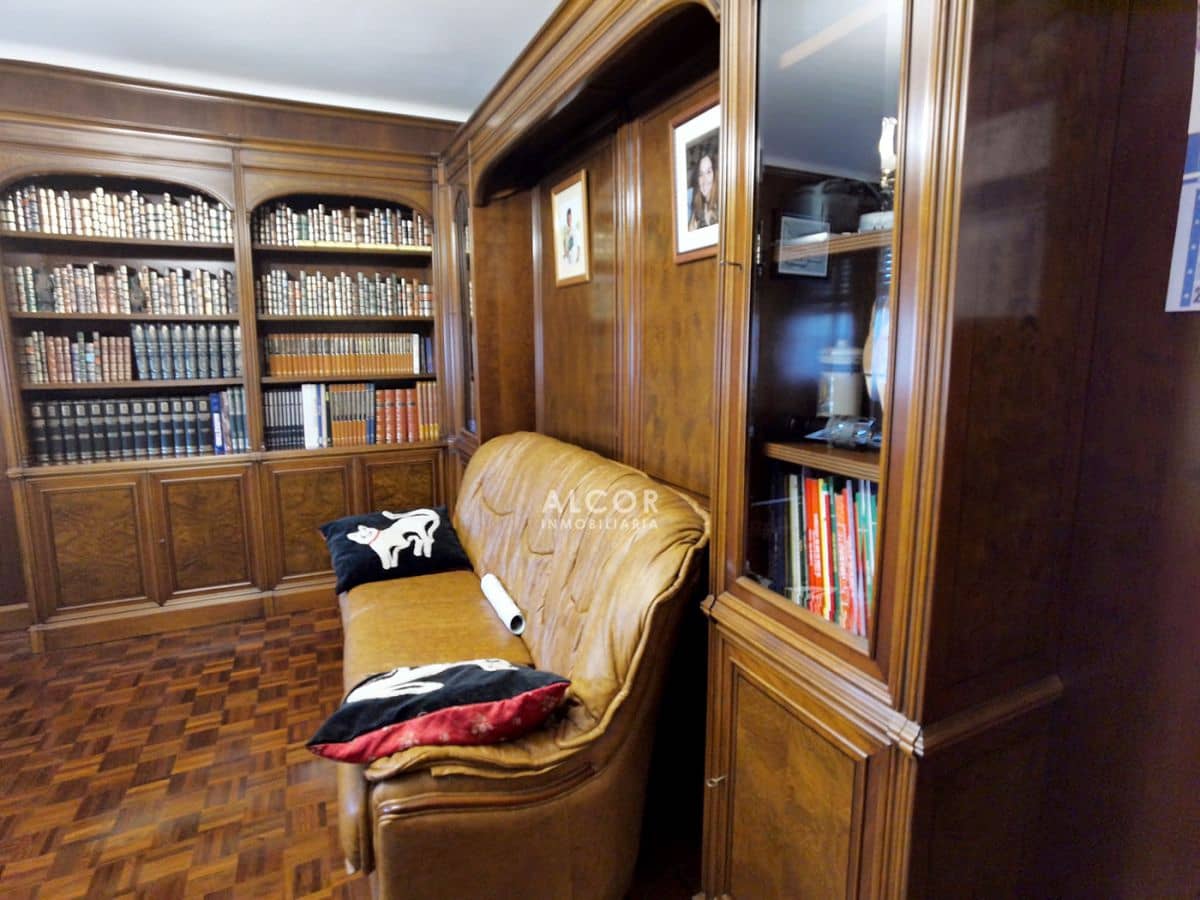 6 soverom Hus til salgs i Benicarlo med garasje - € 750 000 (Ref: 9141856)