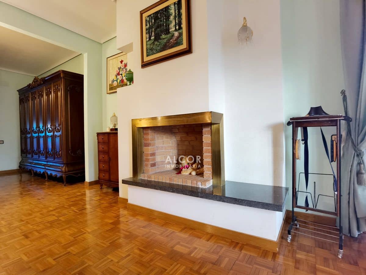 6 soverom Hus til salgs i Benicarlo med garasje - € 750 000 (Ref: 9141856)