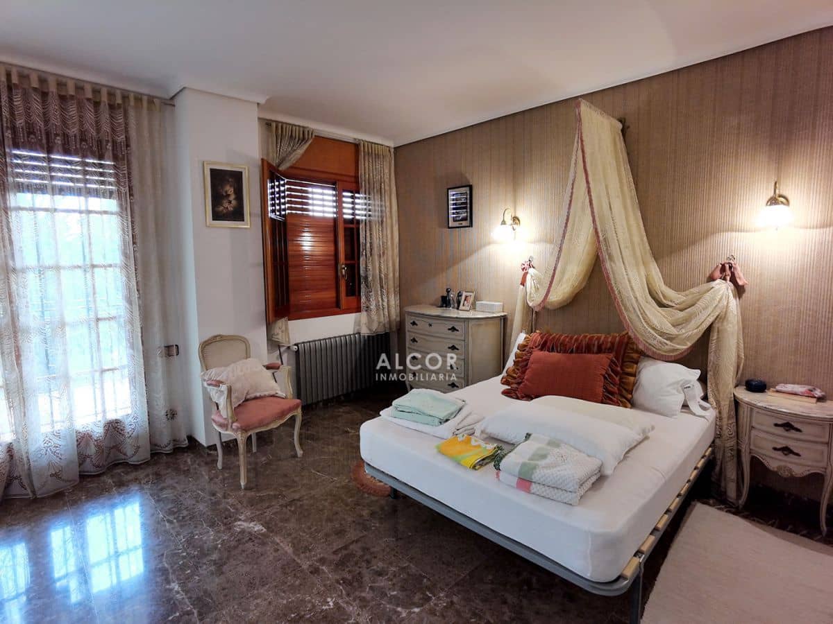 6 soverom Hus til salgs i Benicarlo med garasje - € 750 000 (Ref: 9141856)