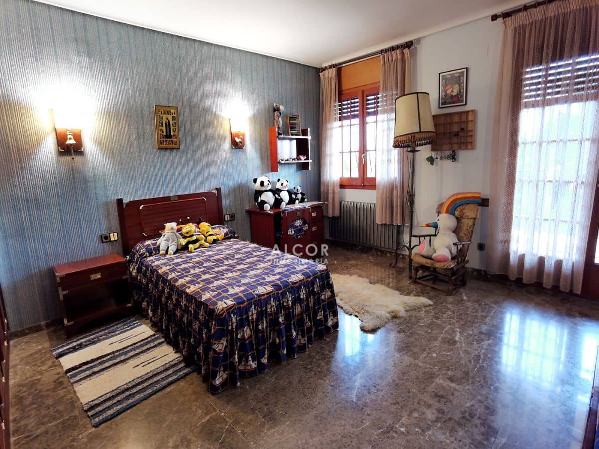 6 soverom Hus til salgs i Benicarlo med garasje - € 750 000 (Ref: 9141856)