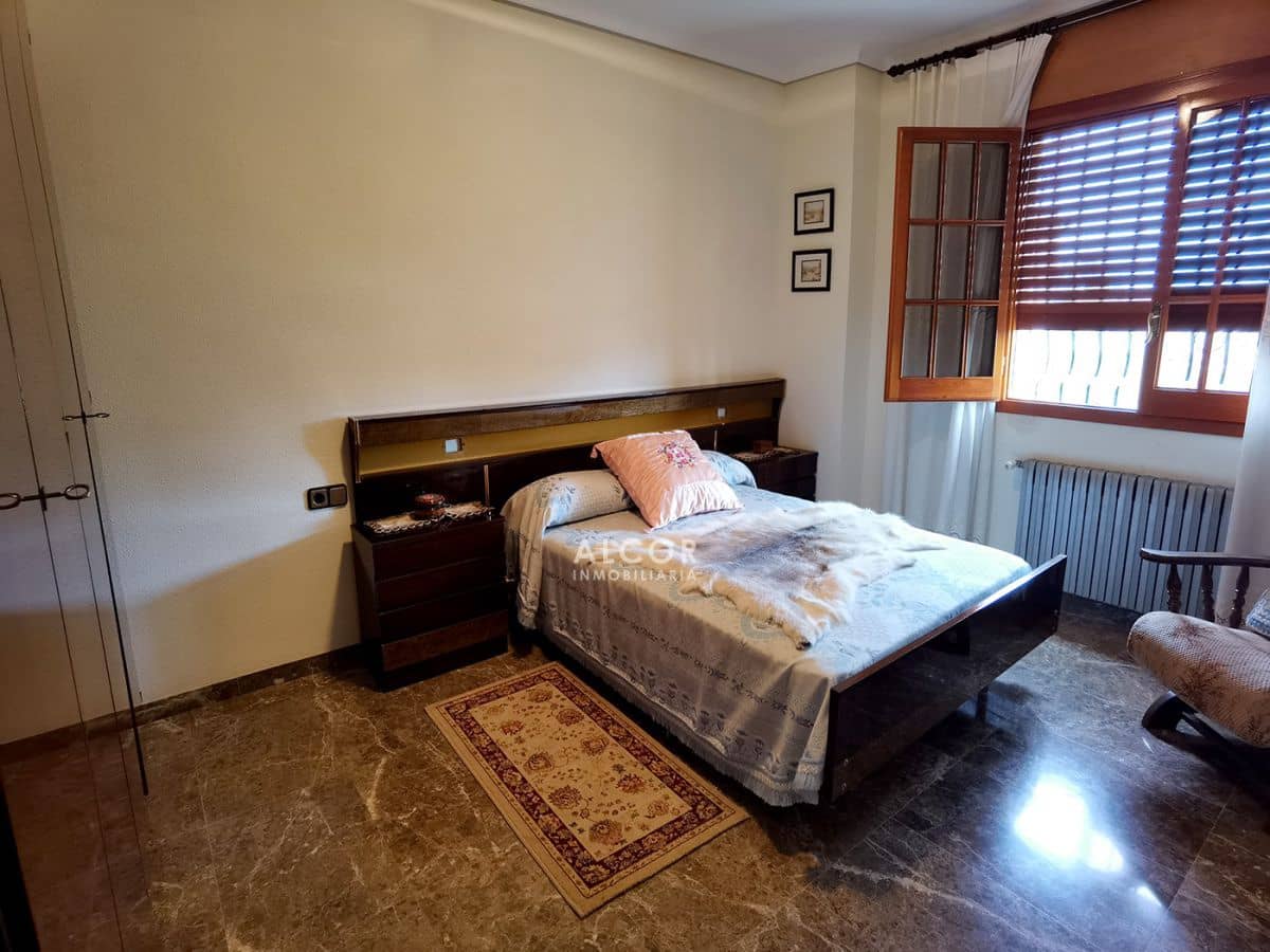 6 soverom Hus til salgs i Benicarlo med garasje - € 750 000 (Ref: 9141856)